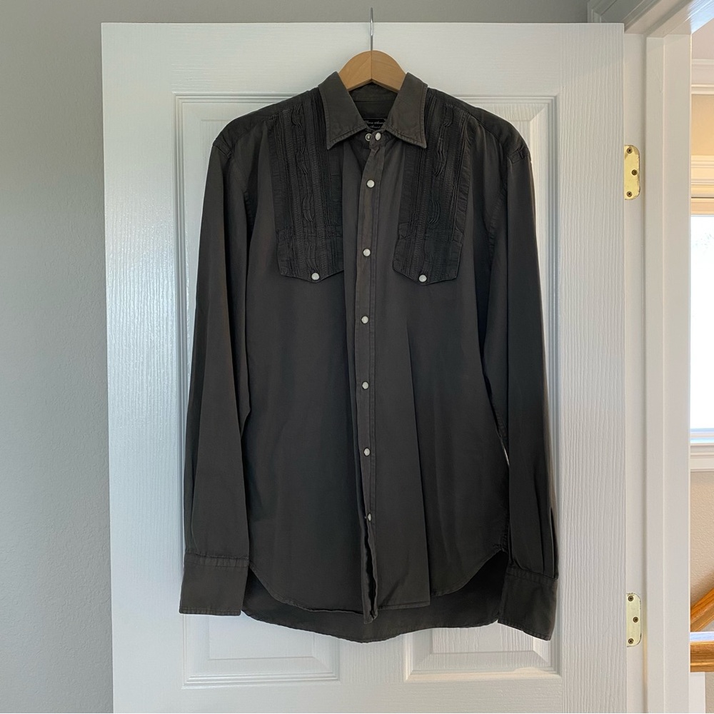 What Comes Around Goes Around 100% Cotton Casual Olive Green Pearl Button Sz XL
